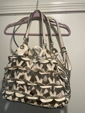 Moda Luxe Paige Cream Woven Vegan Leather Tote Bag with Chain-Layer Crossbody